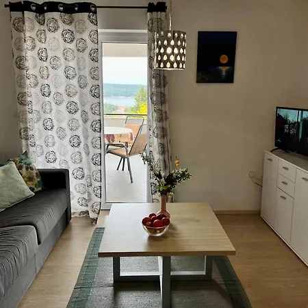 Stela Apartment