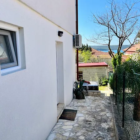 Stela Apartment