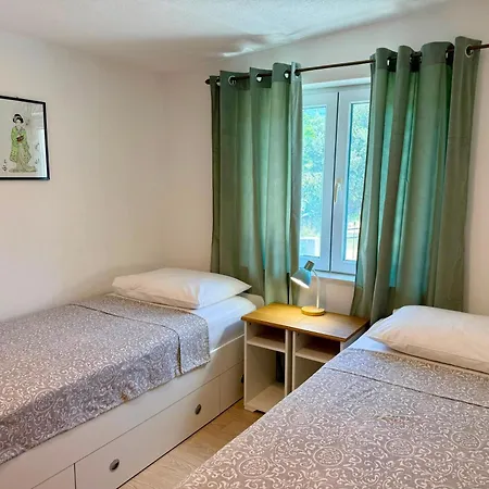 Stela Apartamento Gornji Karin