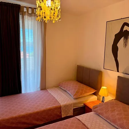 Stela Apartamento