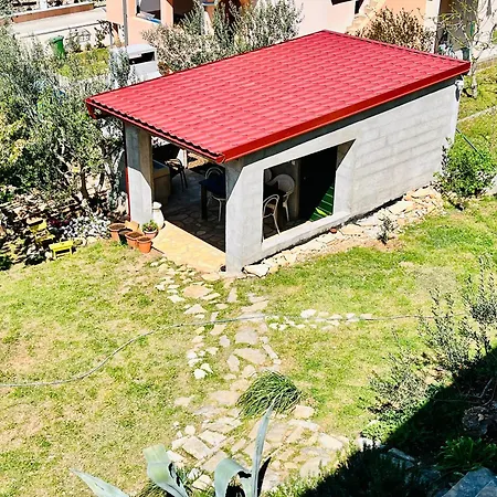 Stela Gornji Karin